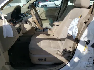 2007 Ford Five Hundred SEL with VIN 1FAHP24157G128769, listed as a Copart auction lot 46488324 with 188,446 mi miles and Salvage Title. Bid and sale history available at carsss.com. Image 7.