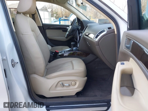 2014 Audi Q5 Prestige z VIN WA1VMAFP6EA080386, wystawiony jako IAAI lot #41422923 z przebiegiem 66 913 mil mil oraz . Historia ofert i sprzedaży dostępna na DreamBid. Obrazek 5.