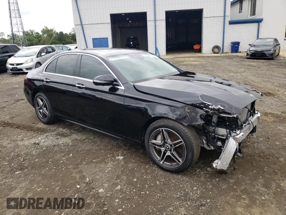 2021 Mercedes-Benz E-Class E 450 with VIN W1KZF5KB9MA931765, listed as a Copart auction lot 69393194 with 24,991 mi miles and Salvage Title. Bid and sale history available at carsss.com. Image 4.