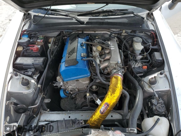 2002 Honda S2000 z VIN JHMAP11472T005753, wystawiony jako Copart lot #54002225 z przebiegiem 156 893 mil mil oraz Czysty tytuł • Clean title. Historia ofert i sprzedaży dostępna na DreamBid. Obrazek 11.