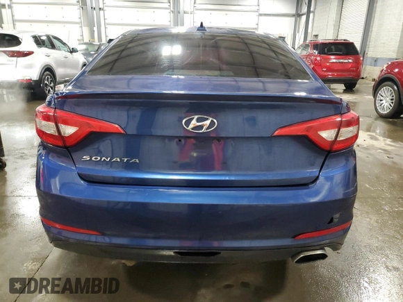 2016 Hyundai Sonata SE z VIN 5NPE24AF7GH365881, wystawiony jako Copart lot #49888055 z przebiegiem 181 106 mil mil oraz Szkoda całkowita • Salvage title. Historia ofert i sprzedaży dostępna na DreamBid. Obrazek 6.