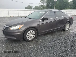 2011 Honda Accord LX z VIN 1HGCP2F36BA037252, wystawiony jako Copart lot #56550215 z przebiegiem 119 657 mil mil oraz Szkoda całkowita • Salvage title. Historia ofert i sprzedaży dostępna na DreamBid. Obrazek 1.