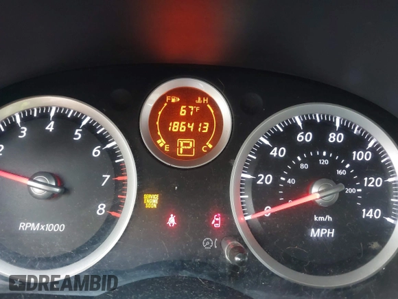 2010 Nissan Sentra SR with VIN 3N1AB6AP8AL705228, listed as a IAAI auction lot 41738555 with 186,413 mi miles and . Bid and sale history available at DreamBid. Image 7.