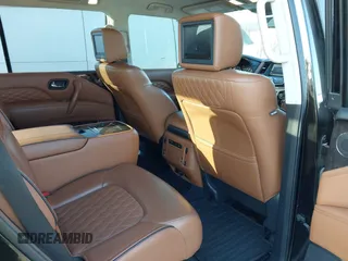 2018 Infiniti QX80 with VIN JN8AZ2NE0J9195724, listed as a IAAI auction lot 41778410 with 137,315 mi miles. Bid and sale history available at carsss.com. Image 8.