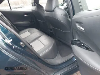 2019 Toyota Corolla Hatchback SE with VIN JTNK4RBEXK3060018, listed as a IAAI auction lot 41500627 with 96,997 mi miles. Bid and sale history available at carsss.com. Image 8.