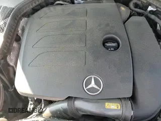 2019 Mercedes-Benz C 300 z VIN 55SWF8EB6KU296274, wystawiony jako Copart lot #67094945 z przebiegiem 58 105 mil mil oraz Szkoda całkowita • Salvage title. Historia ofert i sprzedaży dostępna na DreamBid. Obrazek 13.