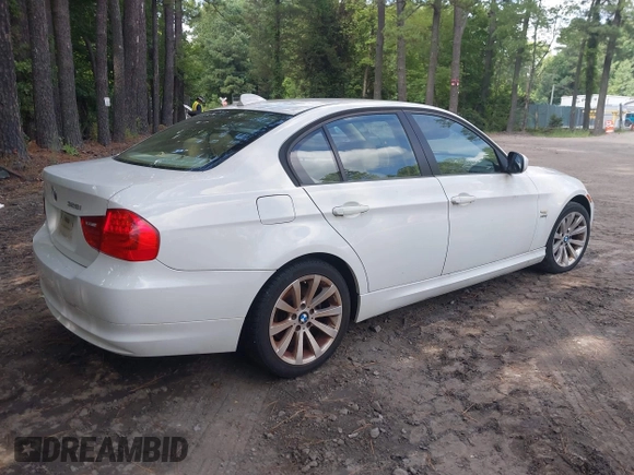 2011 BMW 3 Series 328i xDrive with VIN WBAPK5C50BA655878, listed as a IAAI auction lot 42780068 with 95,950 mi miles and . Bid and sale history available at DreamBid. Image 4.