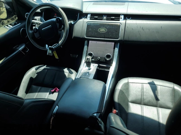 2020 Land Rover Range Rover Sport HST z VIN SALWS2RU8LA887814, wystawiony jako Copart lot #52912705 z przebiegiem 56 971 mil mil oraz Szkoda całkowita • Salvage title. Historia ofert i sprzedaży dostępna na DreamBid. Obrazek 8.