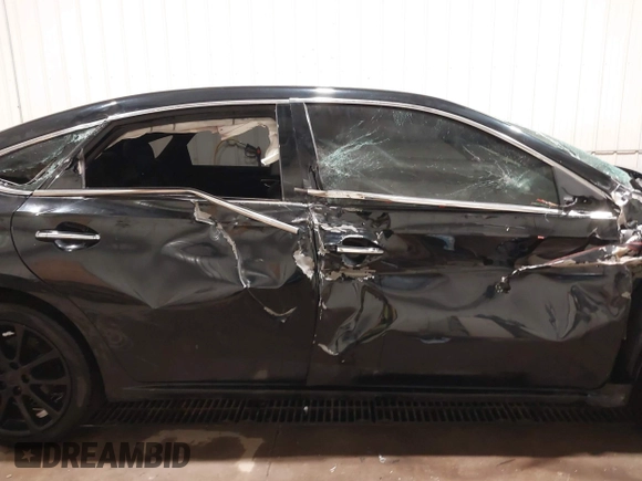 2014 Toyota Avalon Limited with VIN 4T1BK1EBXEU119284, listed as a IAAI auction lot 41161814 with 222,497 mi miles. Bid and sale history available at carsss.com. Image 13.