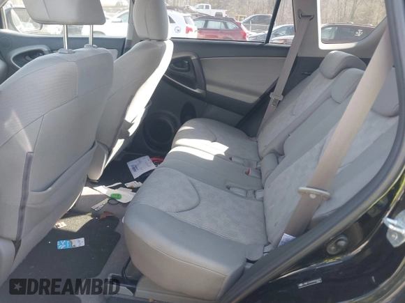 2009 Toyota RAV4 with VIN JTMBF33V895006810, listed as a IAAI auction lot 41734941 with 87,960 mi miles. Bid and sale history available at carsss.com. Image 8.