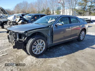 2011 Chrysler 300 C z VIN 2C3CK6CT0BH611973, wystawiony jako Copart lot #44908425 z przebiegiem 25 137 mil mil oraz Czysty tytuł • Clean title. Historia ofert i sprzedaży dostępna na DreamBid. Obrazek 1.