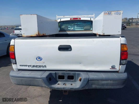 2003 Toyota Tundra with VIN 5TBJN32193S434229, listed as a IAAI auction lot 41964482 with 338,940 mi miles. Bid and sale history available at carsss.com. Image 12.