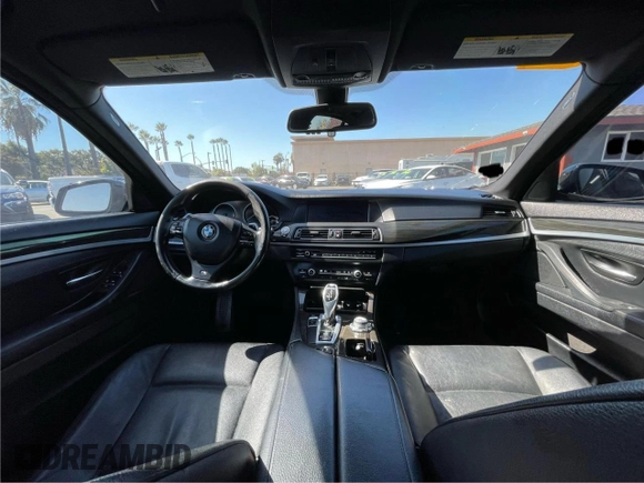 2013 BMW 5 Series 535i with VIN WBAFR7C59DC818571, listed as a Copart auction lot 51173235 with 158,098 mi miles and Clean Title. Bid and sale history available at DreamBid. Image 9.
