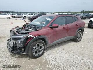 2025 Chevrolet Trax LT with VIN KL77LHEP1SC103128, listed as a Copart auction lot 50737475 with 5,360 mi miles and Salvage Title. Bid and sale history available at carsss.com. Image 1.