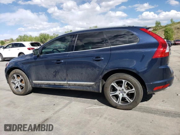 2015 Volvo XC60 T6 Drive-E Platinum with VIN YV449MDM3F2692406, listed as a Copart auction lot 57455215 with 110,470 mi miles and Clean title. Bid and sale history available at DreamBid. Image 2.