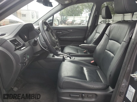 2020 Honda Pilot Touring 7-Passenger z VIN 5FNYF6H68LB052379, wystawiony jako Copart lot #57655775 z przebiegiem 73 501 mil mil oraz Szkoda całkowita • Salvage title. Historia ofert i sprzedaży dostępna na DreamBid. Obrazek 7.