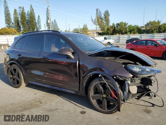 2017 Porsche Cayenne GTS z VIN WP1AD2A25HLA81008, wystawiony jako Copart lot #48987185 z przebiegiem 76 800 mil mil oraz Szkoda całkowita • Salvage title. Historia ofert i sprzedaży dostępna na DreamBid. Obrazek 4.