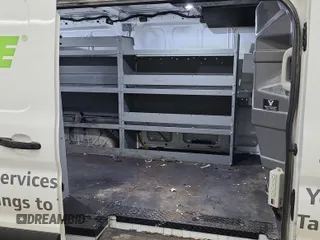 2020 Ford Transit Cargo с VIN 1FTBR2YG2LKA35840, выставлен на аукционе IAAI как лот 42575778 с пробегом 190 131 миль миль и . История ставок и продаж доступна на DreamBid. Изображение 54.