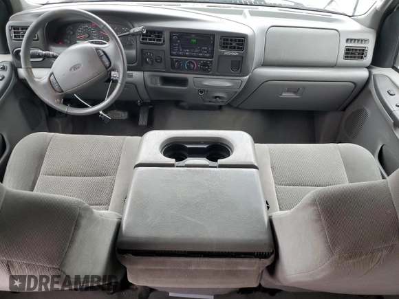2002 Ford Excursion XLT with VIN 1FMNU41S22EC86209, listed as a Copart auction lot 51261065 with 202,942 mi miles and Salvage title. Bid and sale history available at DreamBid. Image 8.