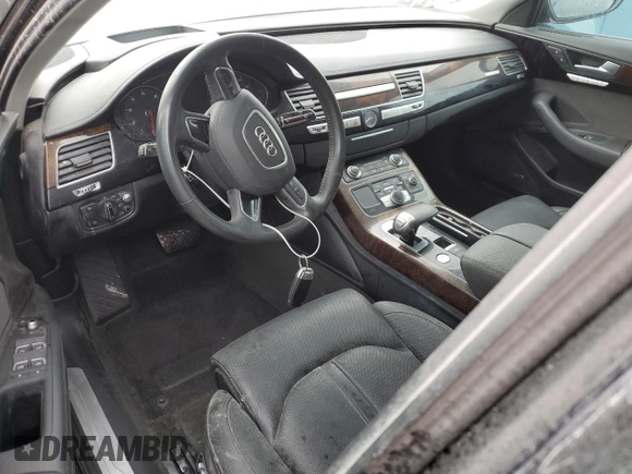 2018 Audi A8 z VIN WAU44AFD0JN000782, wystawiony jako Copart lot #68575924 z przebiegiem 99 098 mil mil oraz Nie do naprawy • Non repairable. Historia ofert i sprzedaży dostępna na DreamBid. Obrazek 10.
