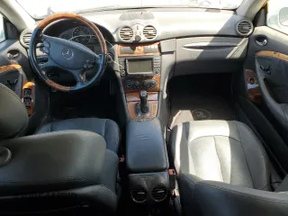 2005 Mercedes-Benz CLK 320 with VIN WDBTK65G35T046524, listed as a Copart auction lot 59342025 with 170,760 mi miles and Salvage title. Bid and sale history available at DreamBid. Image 8.