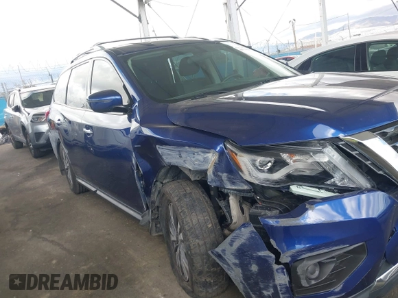 2020 Nissan Pathfinder S with VIN 5N1DR2AN0LC643623, listed as a IAAI auction lot 41798162 with 110,517 mi miles. Bid and sale history available at carsss.com. Image 6.