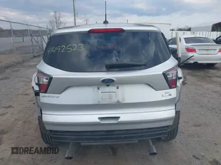 2017 Ford Escape SE z VIN 1FMCU9GDXHUA46689, wystawiony jako IAAI lot #41492523 z przebiegiem 67 401 mil mil oraz . Historia ofert i sprzedaży dostępna na DreamBid. Obrazek 16.