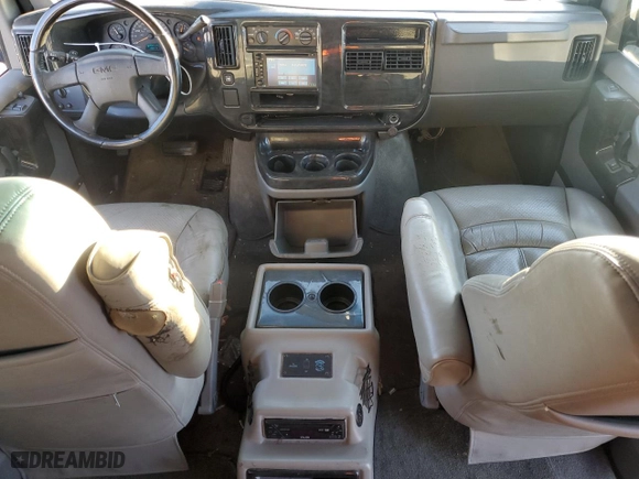 2005 GMC Savana Cargo Van YF7 Upfitter with VIN 1GDFH15T751187326, listed as a Copart auction lot 81948094 with 198,473 mi miles and Salvage Title. Bid and sale history available at carsss.com. Image 8.