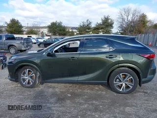 2024 Lexus RX 350 z VIN 2T2BAMCA6RC066181, wystawiony jako IAAI lot #41598902 z przebiegiem 7171 mil mil oraz . Historia ofert i sprzedaży dostępna na DreamBid. Obrazek 12.