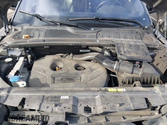 2017 Land Rover Range Rover Evoque SE with VIN SALVP2BG5HH195526, listed as a IAAI auction lot 40744525 with 106,618 mi miles. Bid and sale history available at carsss.com. Image 10.