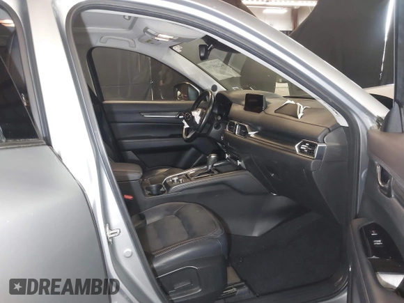 2019 Mazda CX-5 Grand Touring with VIN JM3KFBDM9K0621246, listed as a IAAI auction lot 42005391 with 45,687 mi miles. Bid and sale history available at carsss.com. Image 5.
