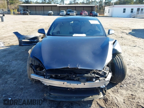 2022 Tesla Model S with VIN 5YJSA1E54NF488443, listed as a IAAI auction lot 41289281 with Not Provided miles and . Bid and sale history available at DreamBid. Image 12.