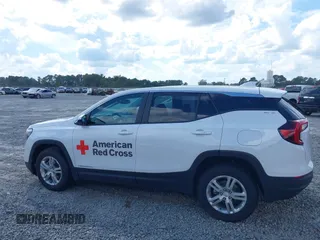 2023 GMC Terrain SLE with VIN 3GKALTEG3PL210144, listed as a IAAI auction lot 40461807 with 1 mi miles. Bid and sale history available at carsss.com. Image 14.