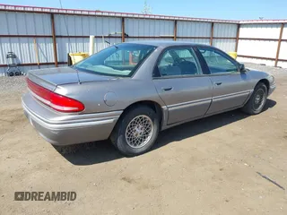 1995 Chrysler Concorde z VIN 2C3HD56F0SH691081, wystawiony jako IAAI lot #42105236 z przebiegiem 215 943 mil mil oraz . Historia ofert i sprzedaży dostępna na DreamBid. Obrazek 4.