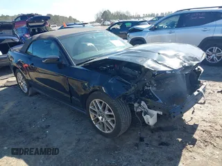 2012 Ford Mustang V6 with VIN 1ZVBP8EM6C5220391, listed as a IAAI auction lot 41596317 with 144,165 mi miles and . Bid and sale history available at DreamBid. Image 1.