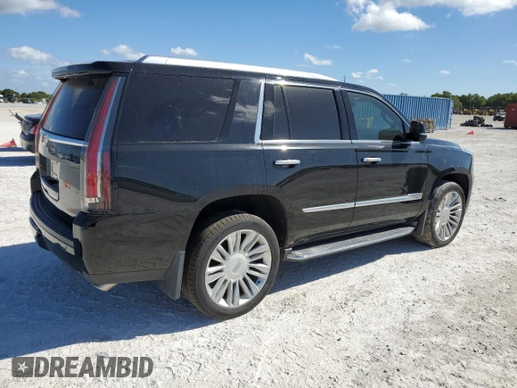 2016 Cadillac Escalade Luxury Collection z VIN 1GYS4BKJ6GR249014, wystawiony jako Copart lot #49826755 z przebiegiem 116 444 mil mil oraz Czysty tytuł • Clean title. Historia ofert i sprzedaży dostępna na DreamBid. Obrazek 3.