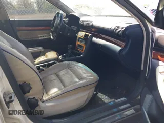 1998 Audi A4 с VIN WAUDD28D0WA185367, выставлен на аукционе IAAI как лот 41907424 с пробегом Не указан миль и . История ставок и продаж доступна на DreamBid. Изображение 5.