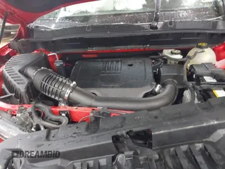 2022 Chevrolet Blazer LT z VIN 3GNKBJR44NS204676, wystawiony jako IAAI lot #42227459 z przebiegiem 32 683 mil mil oraz . Historia ofert i sprzedaży dostępna na DreamBid. Obrazek 10.