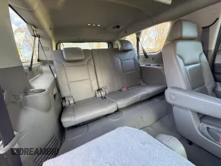 2019 Chevrolet Suburban Premier with VIN 1GNSKJKC3KR183500, listed as a Copart auction lot 42046615 with 253,160 mi miles and Clean Title. Bid and sale history available at DreamBid. Image 6.