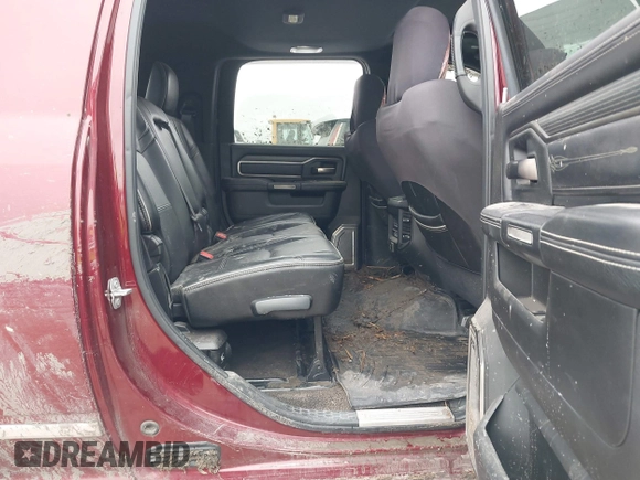 2019 Ram 2500 Limited z VIN 3C6UR5TLXKG514230, wystawiony jako IAAI lot #41628680 z przebiegiem Nie podano mil oraz . Historia ofert i sprzedaży dostępna na DreamBid. Obrazek 8.