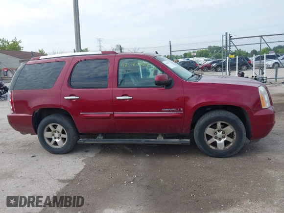 2008 GMC Yukon Denali z VIN 1GKFK63858J162600, wystawiony jako IAAI lot #42485629 z przebiegiem 271 690 mil mil oraz . Historia ofert i sprzedaży dostępna na DreamBid. Obrazek 13.