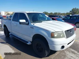 2008 Ford F-150 STX with VIN 1FTRX12W38KE25299, listed as a IAAI auction lot 41748495 with 202,914 mi miles and . Bid and sale history available at carsss.com. Image 1.