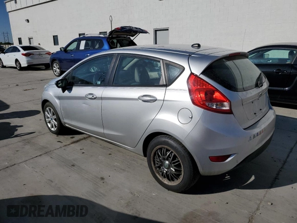 2013 Ford Fiesta S с VIN 3FADP4TJ9DM226913, выставлен на аукционе Copart как лот 55515245 с пробегом 107 947 миль миль и Списание • Salvage title. История ставок и продаж доступна на DreamBid. Изображение 2.