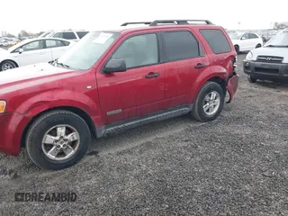 2008 Ford Escape XLT с VIN 1FMCU03108KC38240, выставлен на аукционе IAAI как лот 42121319 с пробегом 289 201 миль миль и . История ставок и продаж доступна на DreamBid. Изображение 6.