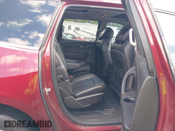 2015 Chevrolet Traverse LT z VIN 1GNKVHKD9FJ373749, wystawiony jako IAAI lot #42291335 z przebiegiem 136 558 mil mil oraz . Historia ofert i sprzedaży dostępna na DreamBid. Obrazek 8.