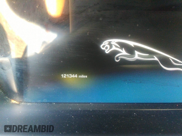 2013 Jaguar XJ Portfolio z VIN SAJWJ2GD9D8V46428, wystawiony jako IAAI lot #39476908 z przebiegiem 121 344 mil mil oraz . Historia ofert i sprzedaży dostępna na DreamBid. Obrazek 7.