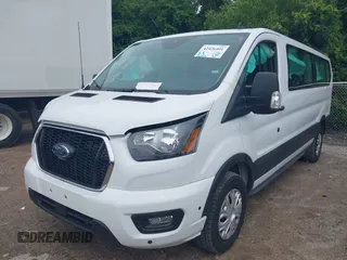 2025 Ford Transit Passenger XL with VIN 1FBAX2Y89SKA20118, listed as a IAAI auction lot 42426401 with 9,451 mi miles and . Bid and sale history available at DreamBid. Image 17.