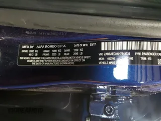 2017 Alfa Romeo Giulia Ti z VIN ZARFAECN6H7543339, wystawiony jako Copart lot #47017935 z przebiegiem 97 435 mil mil oraz Szkody całkowita. Historia ofert i sprzedaży dostępna na DreamBid. Obrazek 12.