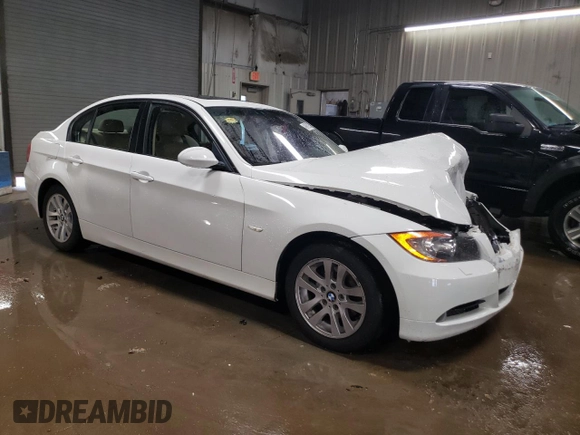 2006 BMW 3 Series 325xi with VIN WBAVD13516KV07667, listed as a Copart auction lot 49088925 with 112,489 mi miles and Salvage Title. Bid and sale history available at carsss.com. Image 4.