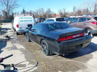 2013 Dodge Challenger R/T with VIN 2C3CDYBT8DH604893, listed as a IAAI auction lot 41585963 with 62,653 mi miles. Bid and sale history available at carsss.com. Image 3.